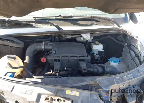 2016 Mercedes-Benz Sprinter 2500 High Roof from USA, damaged, VIN WD3PE8DD4GP247268